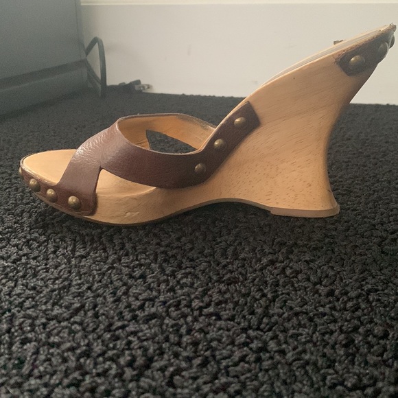 Wedges - Picture 5 of 9